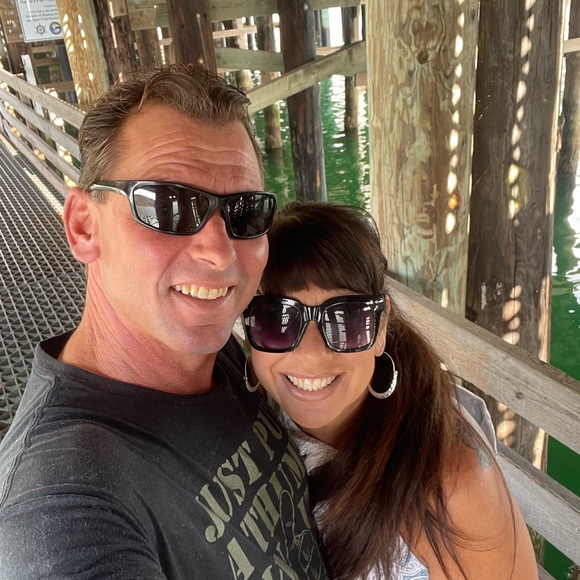 Meet your Posher, Posh - Picture 2 of 2